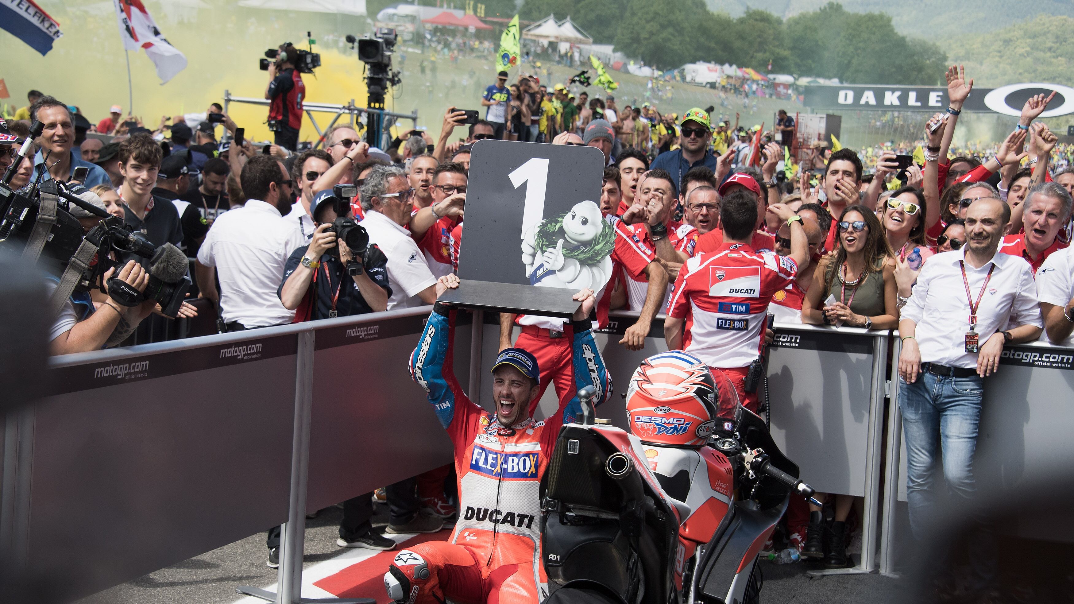 Il triplete corre in moto Dovizioso, Migno e Pasini. È un'Italia da Gran premio