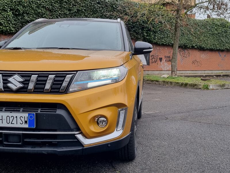 Suzuki Vitara Hybrid 140V: guarda le foto 6