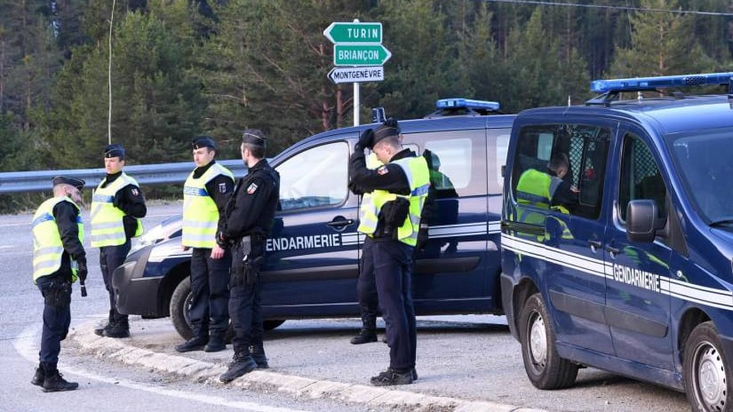 La magistratura archivia le inchieste contro la polizia francese