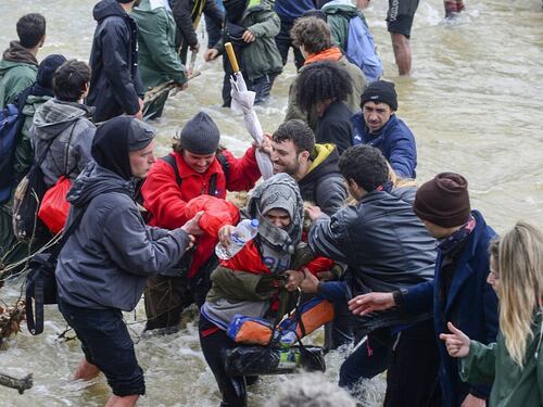 Così gli attivisti tedeschi spingono i migranti nell'Ue
