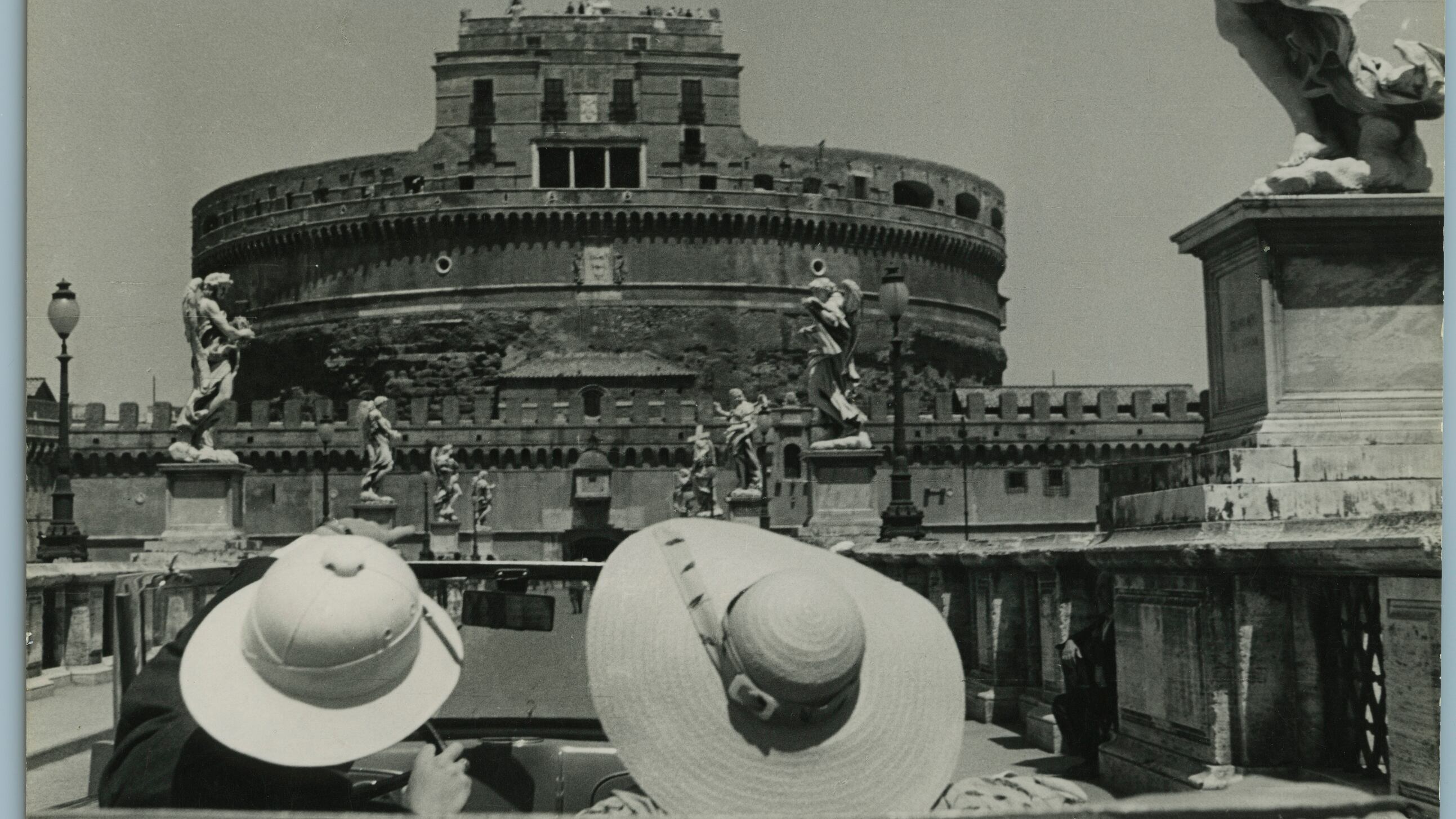 Expo, Grand Tour d'Italia social con le foto del Touring Club