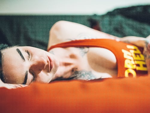 Dormire nel weekend allunga la vita