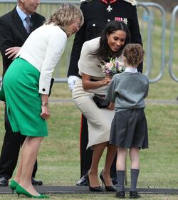 Meghan e la regina senza Harry: è la prima volta 5