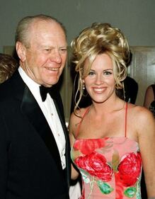 Jenny McCarthy, nudo integrale per l'ultimo numero hot di Playboy 10