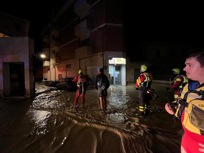 Danni e paura nelle Marche: l'alluvione travolge intere città 12
