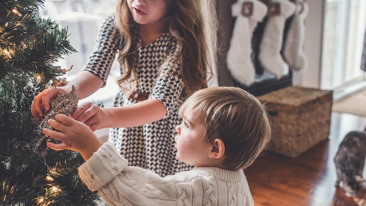 Abbigliamento bambini: gli outfit imperdibili per Natale