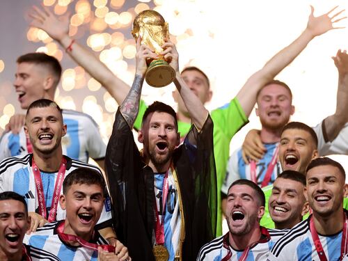 Messi supera Ronaldo (anche su Instagram): ecco la foto con più like