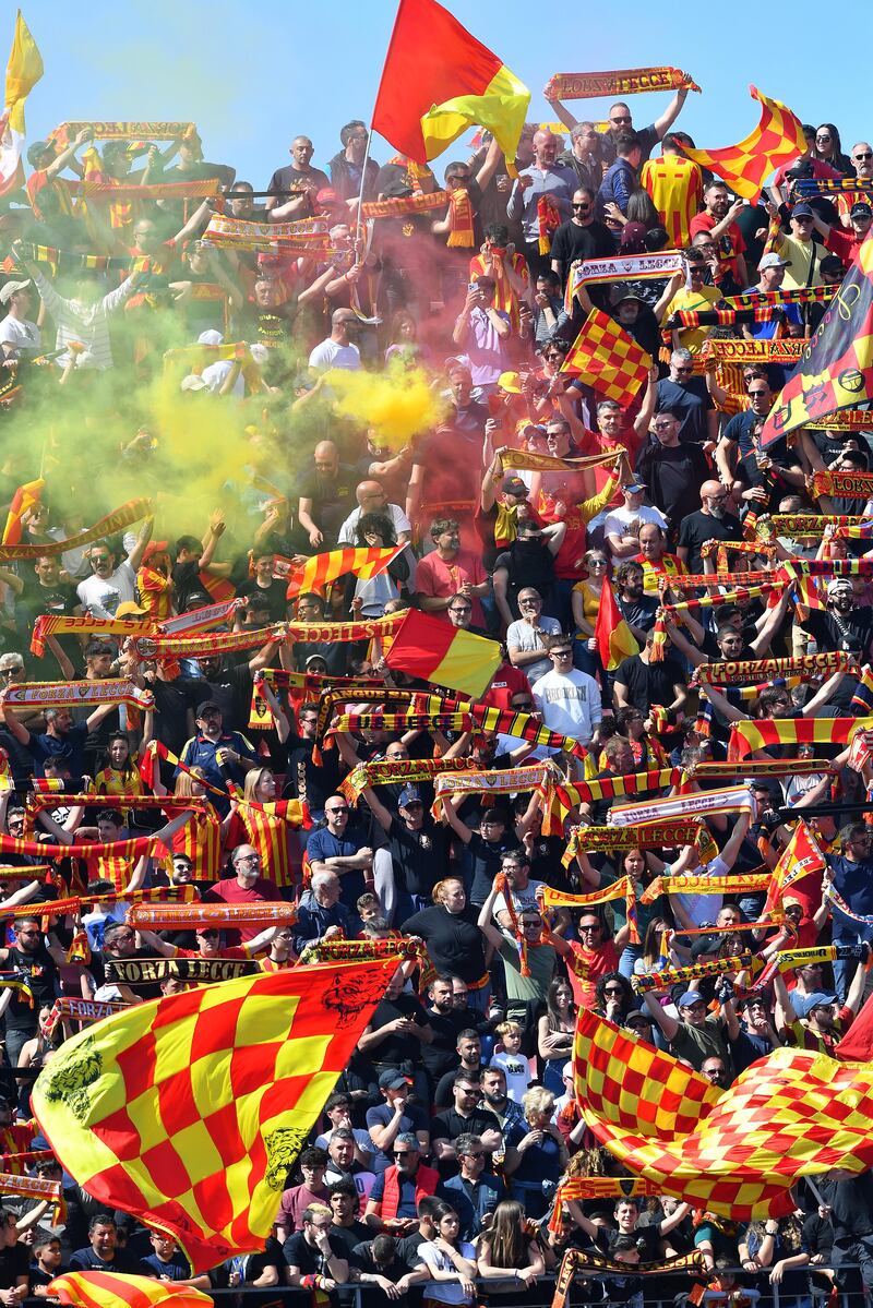 Curva Lecce