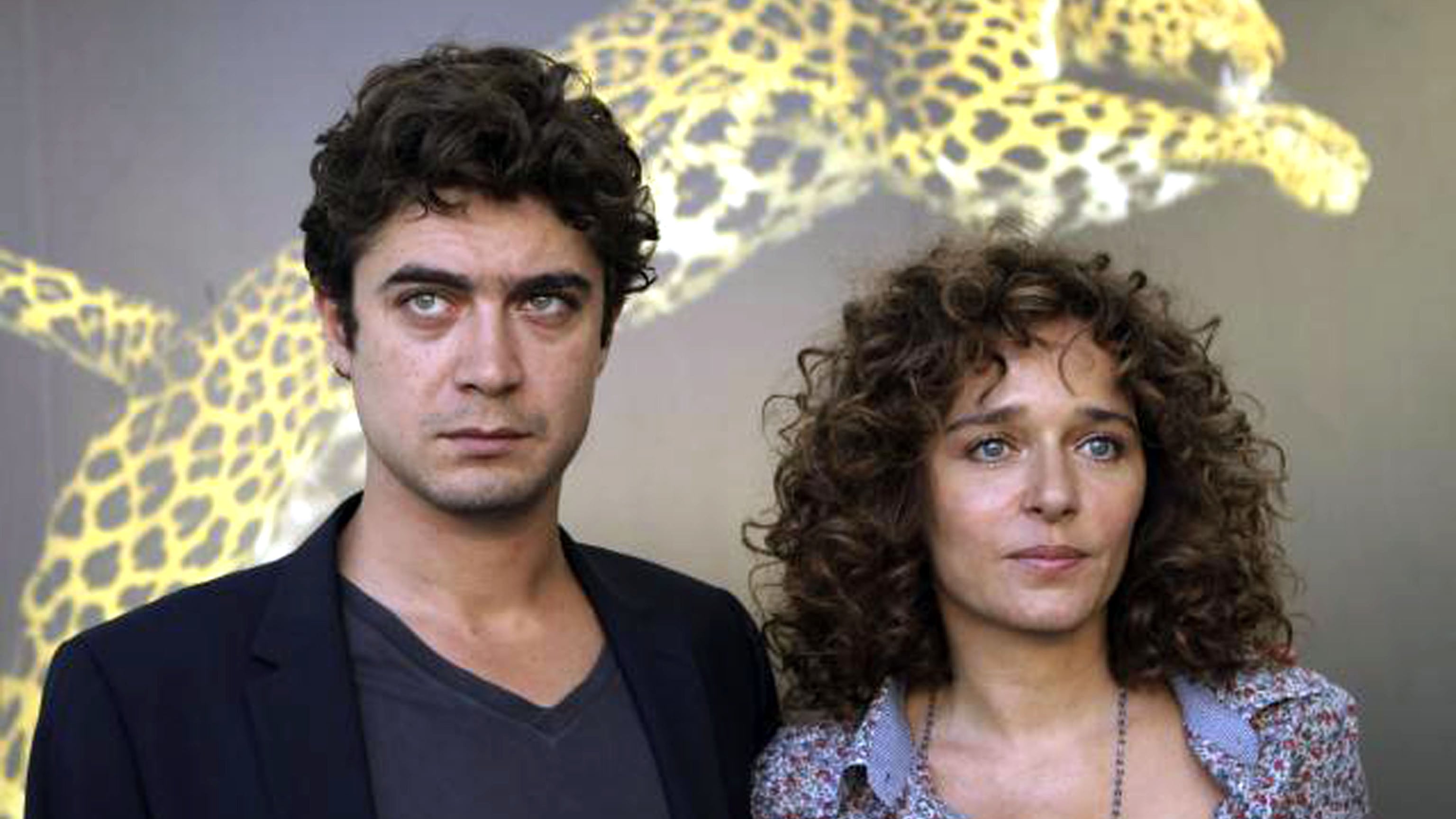 Il set, le nozze saltate, i gossip: la storia d'amore tra Valeria Golino e Riccardo Scamarcio