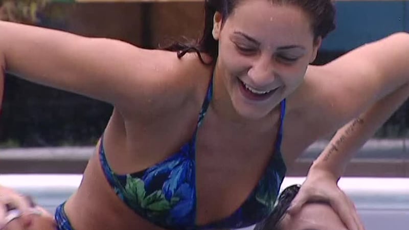Grande Fratello 14: amori e coccole 25