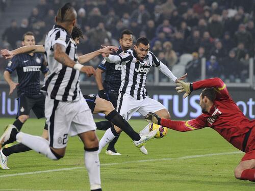 Tevez colpisce subito ma per Allegri che paura