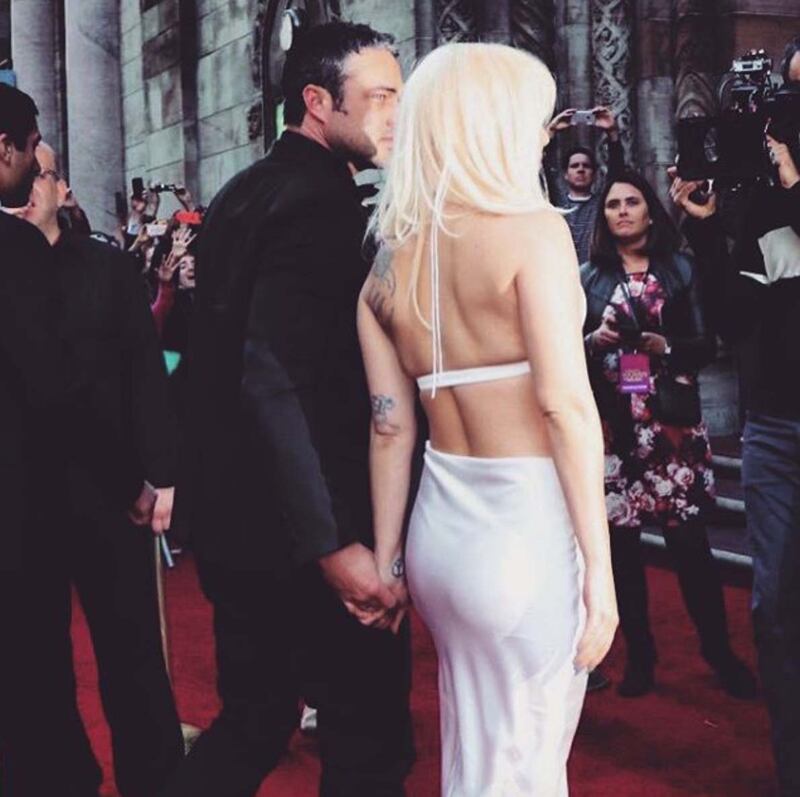 Lady Gaga nuda dopo il sesso col fidanzato 16