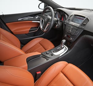 Nuova Opel Insignia 9