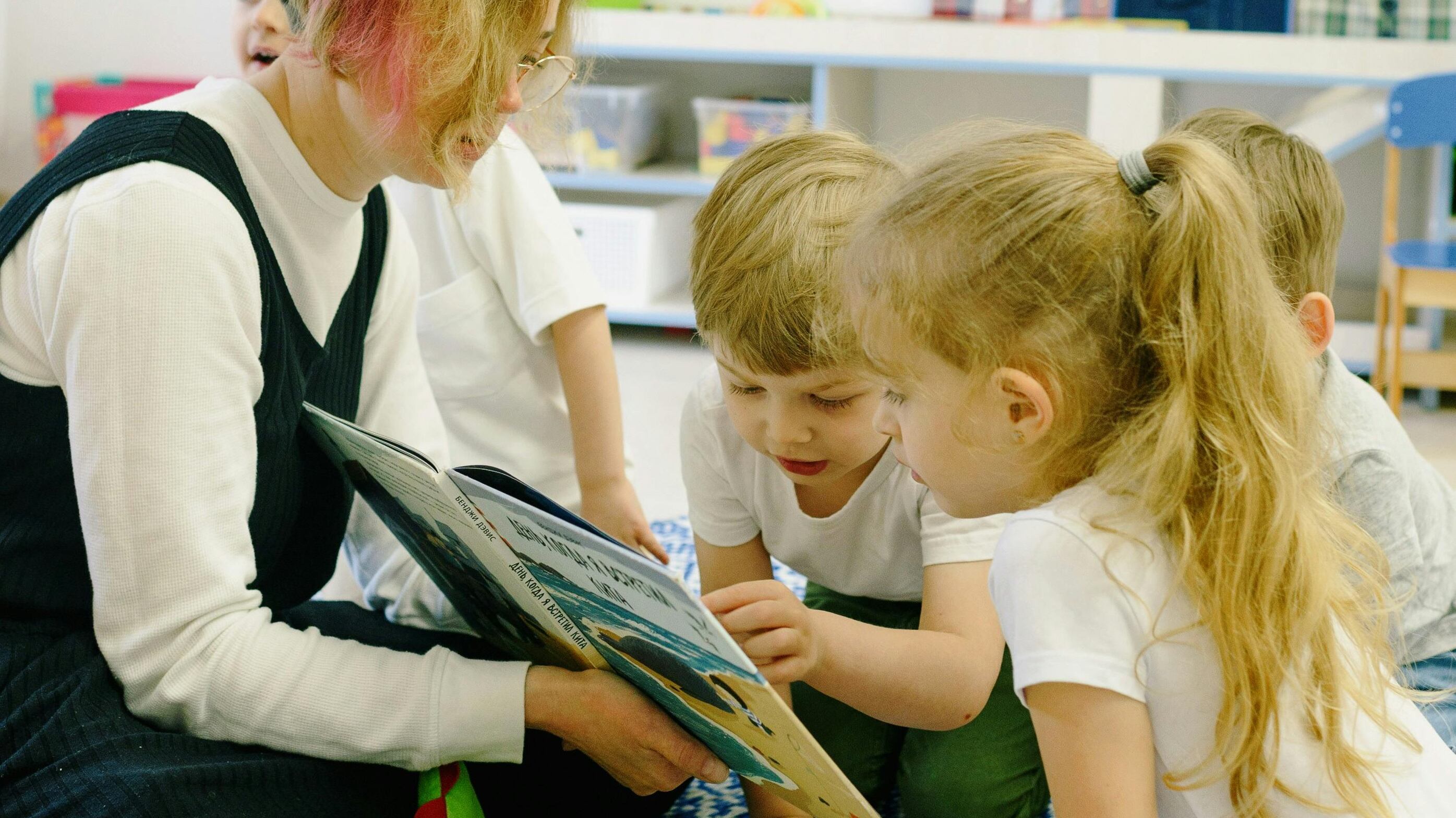 L'asilo nido? Si fa sui social. Boom di profili per insegnanti, educatori e pedagogisti