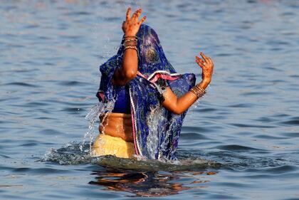 India, le celebrazioni per la festività Indu di Chhath 1