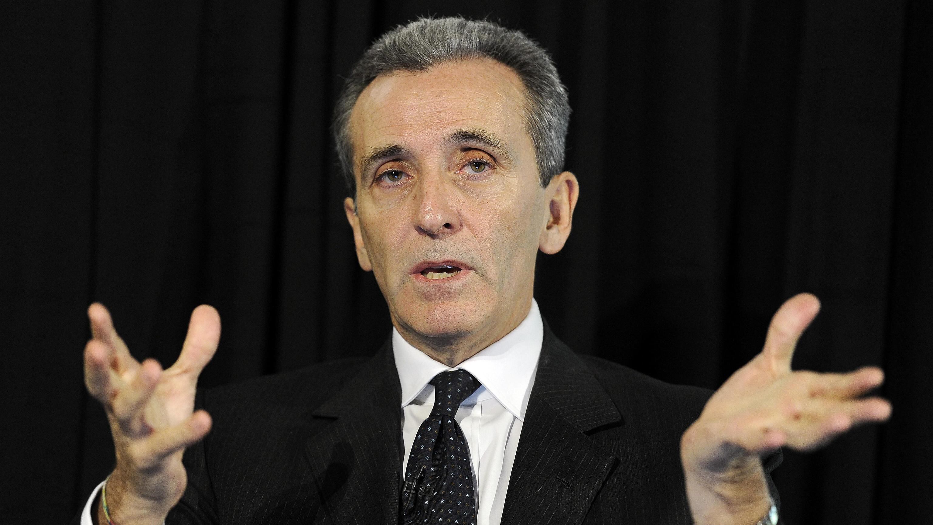 Fitch taglia il rating, Grilli: "L'Italia reagirà"