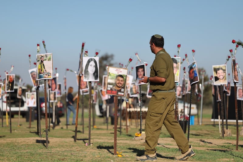 I volti delle vittime del 7 ottobre. Ecco il memoriale in loro memoria 7