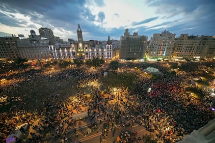 Valencia, manifestanti in strada contro la gestione Mazòn 6