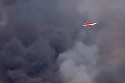 Le immagini dell'incendio scoppiato tra Monte Carnevale e Maccarese, nei pressi dell'aeroporto 2