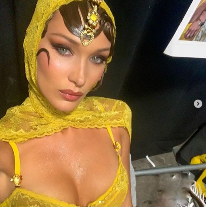 Kendall Jenner e Bella Hadid, le foto sexy 10