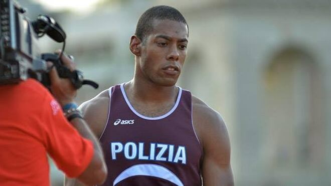 E il poliziotto sprinter arresta "di corsa" i predoni della sabbia