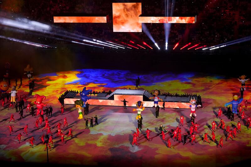 Danze, luci e colori aprono i Mondiali in Qatar 1