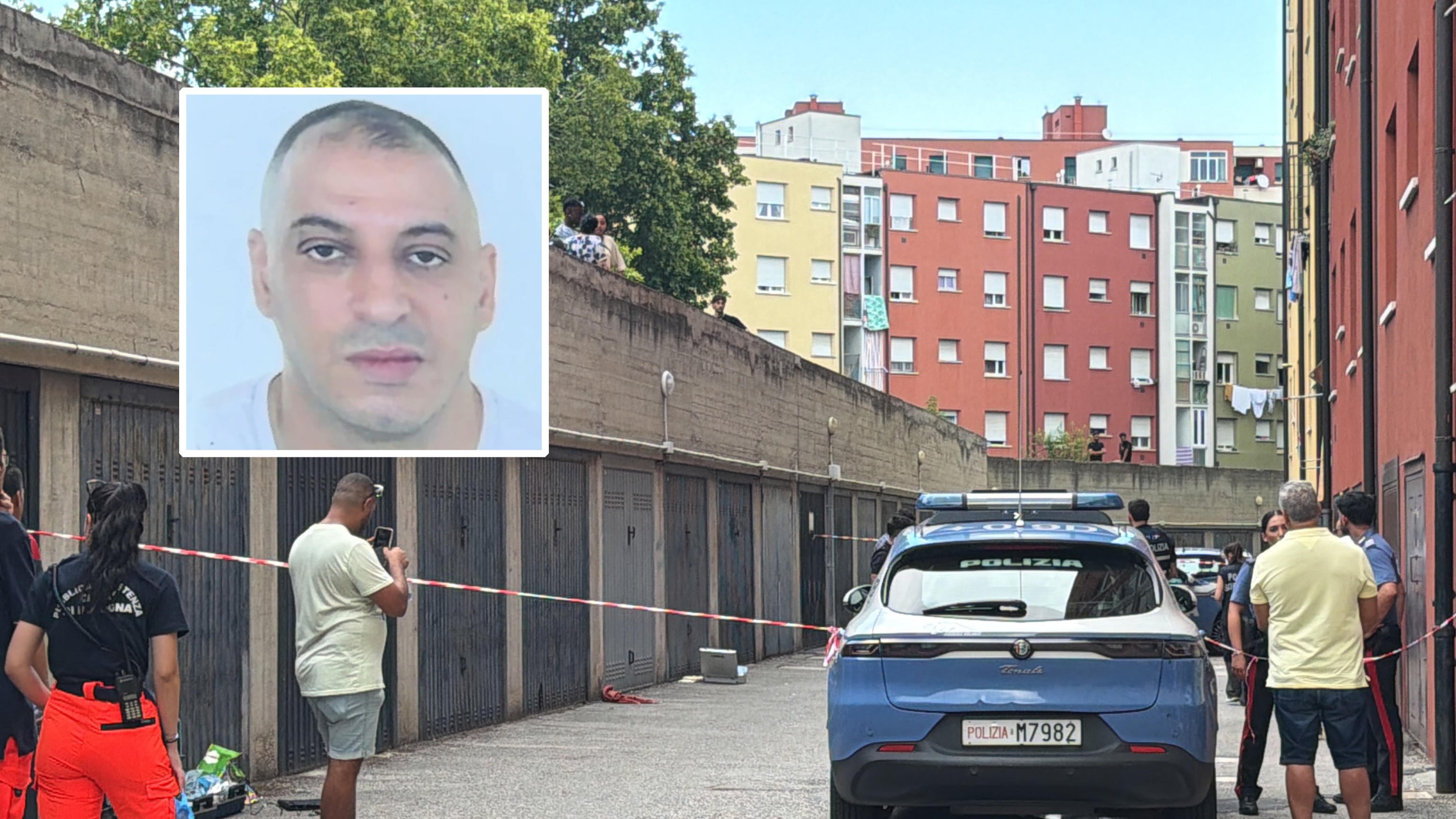 La chiamata dei residenti al 112: "Venite, c’è uno che fa il pazzo"