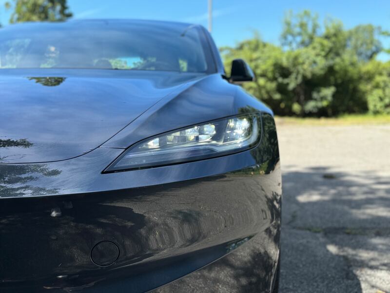 Tesla Model 3 Long Range 2024: guarda la gallery del modello con più autonomia 20