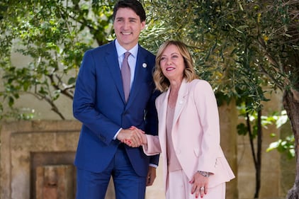 Giorgia Meloni accoglie i leader del G7 1