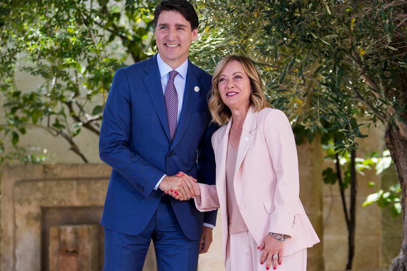 Giorgia Meloni accoglie i leader del G7 1