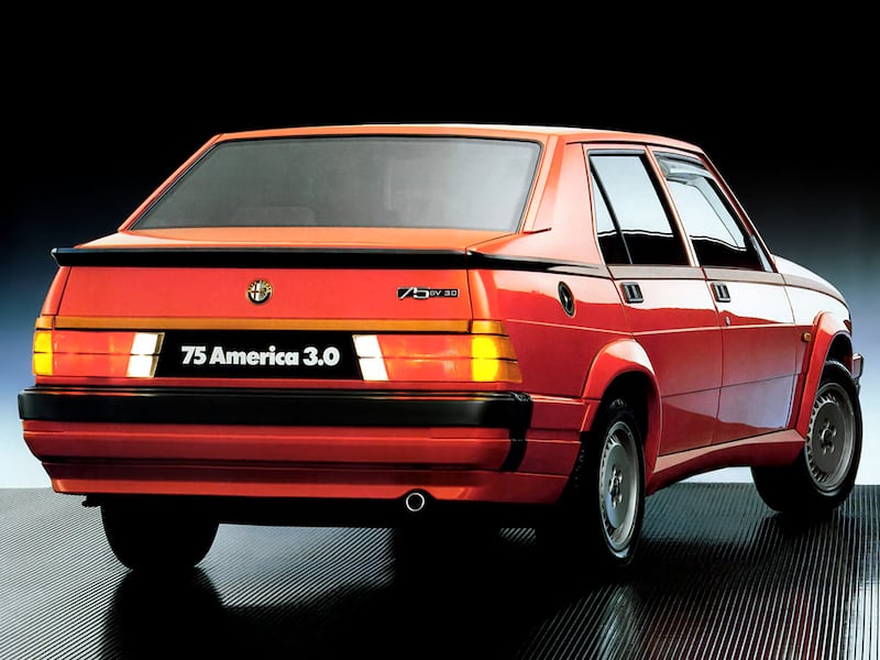 Alfa 75: guarda la gallery 15