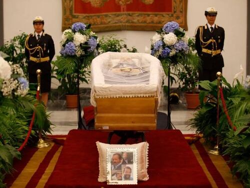 Bud Spencer, in centinaia alla camera ardente in Campidoglio: "Era un grande, uno di noi"