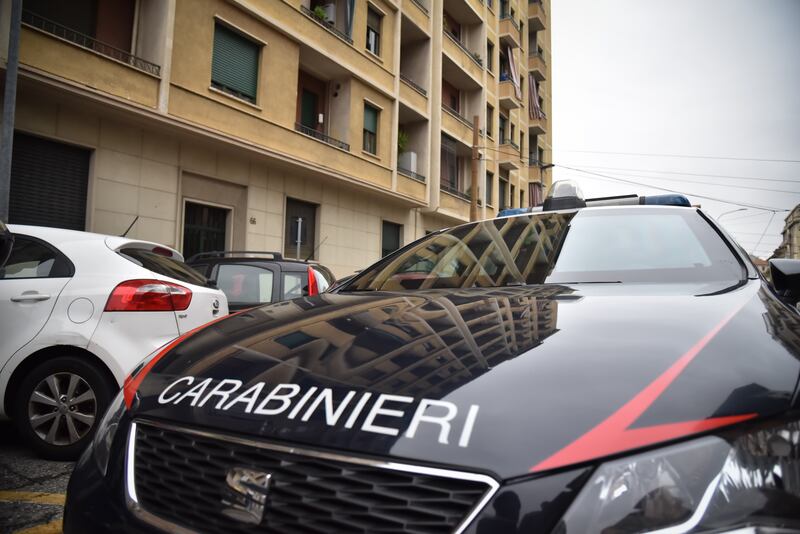 Torino, le immagini dell'appartamento in cui si è consumato il femminicidio 4