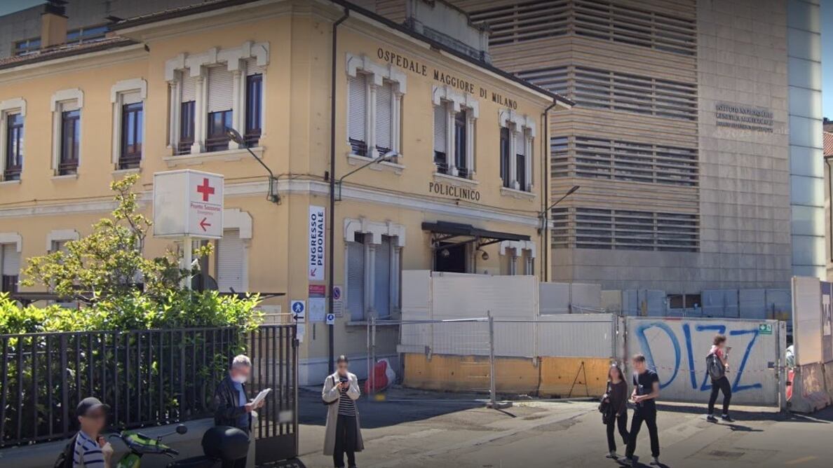 Figlio di una paziente spezza una gamba al medico: choc al Policlinico di Milano