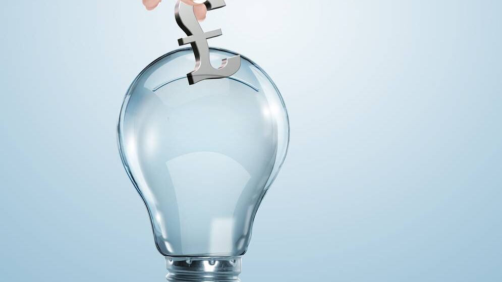 La bolletta elettrica cambia: stop alle tariffe progressive