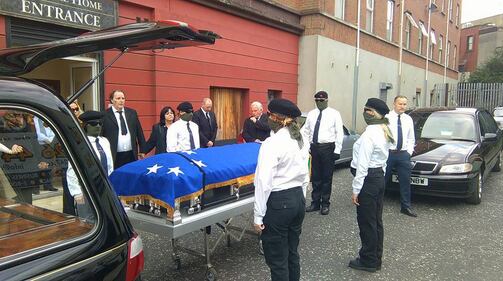Il funerale di Peggy O’Hara 4