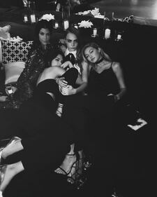 Kourtney Kardashian, un lato B da urlo 16