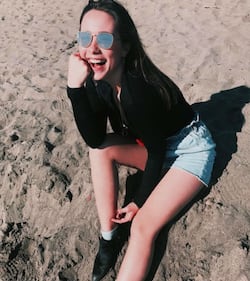 Aurora Ramazzotti, sexy vacanze 15