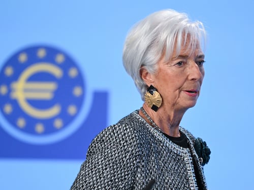 “I dazi Usa e gli choc globali rischiano di agitare l’inflazione”. Il monito di Lagarde