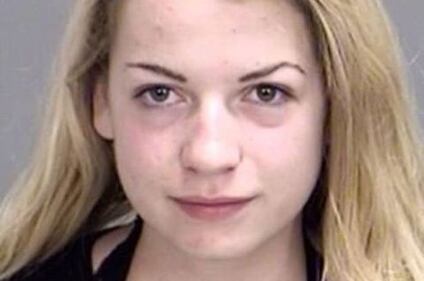 Miranda, incidente per farsi un selfie nuda 3