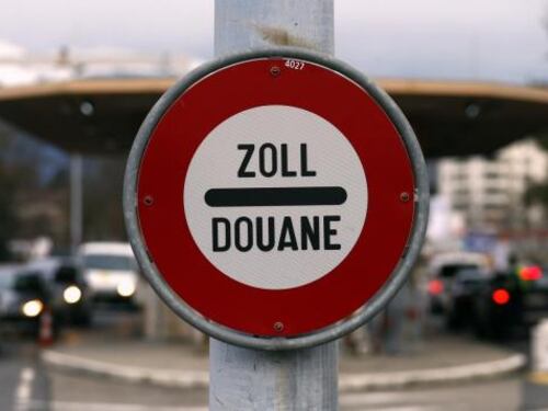 Frontalieri italiani discriminati: sale la tensione con la Svizzera