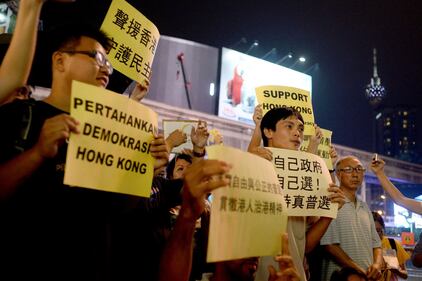 Hong Kong, continua la protesta  15