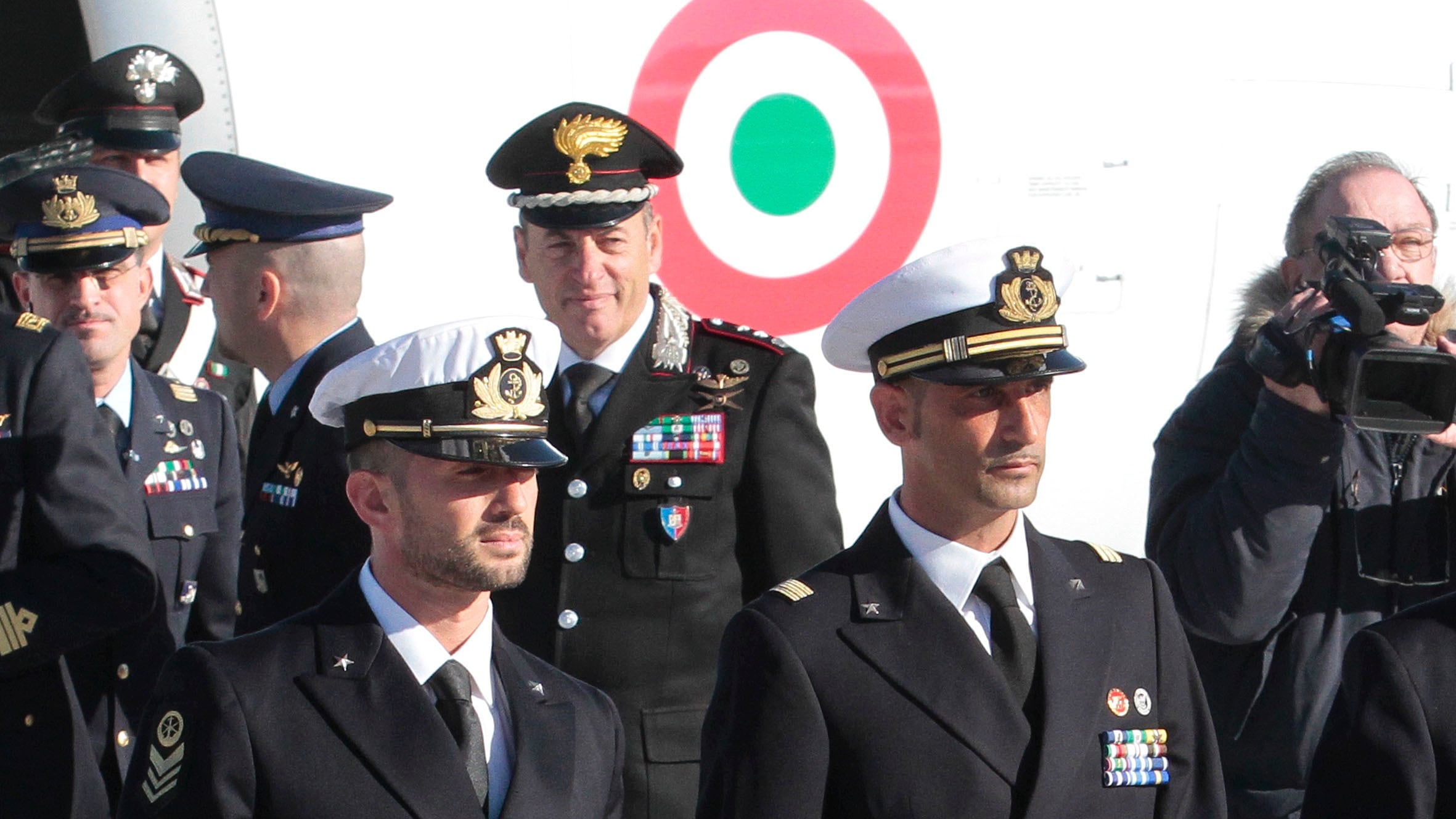 Il premier Letta tentenna sui marò