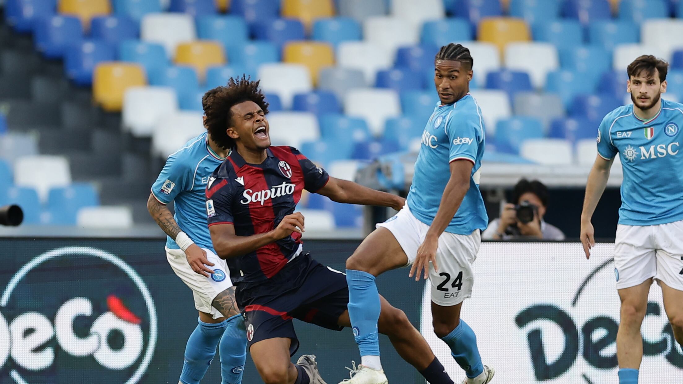Napoli, uno schiaffo tira l'altro. Da Spalletti all'Euro Bologna