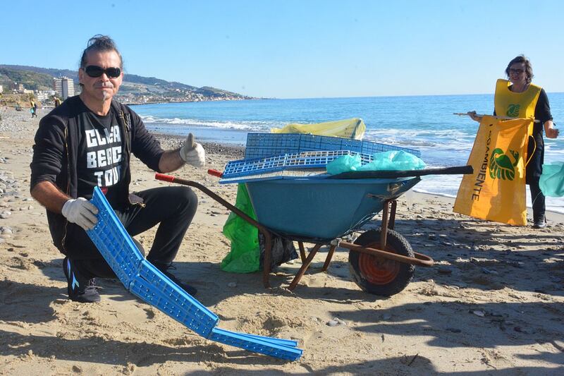 Piero Pelù a Sanremo inaugura il Clean Beach Tour 4