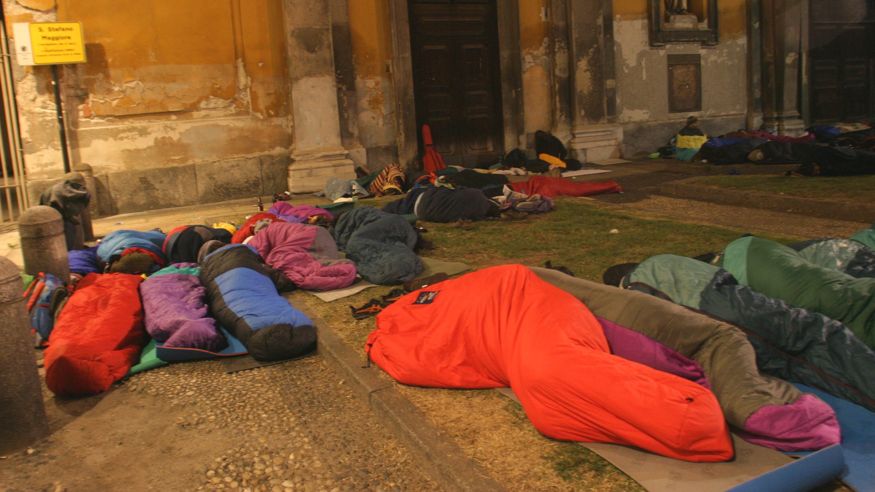 Clochard, oltre 100 telefonate al numero antigelo