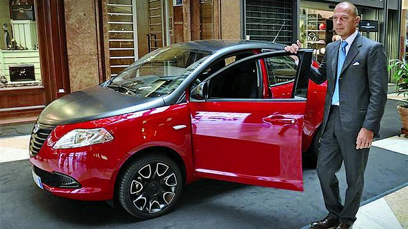 Versione esclusiva dal taglio sportivo. Da 14.200 euro
