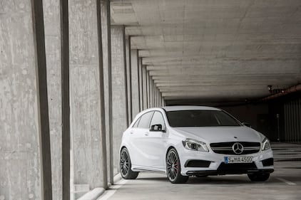 Mercedes A 45 AMG 5