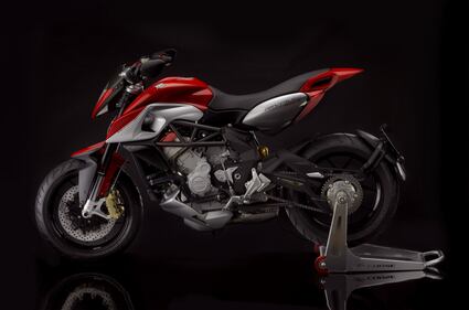 MV Agusta Rivale 800 7