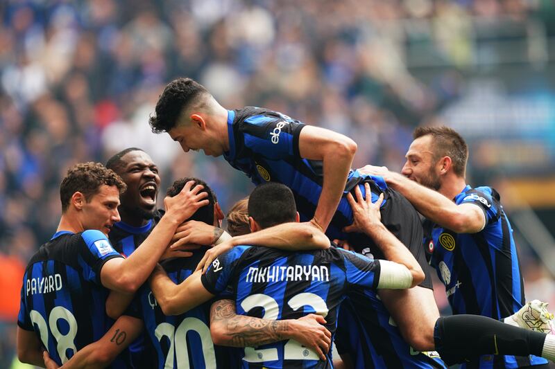Tripudio nerazzurro a San Siro: le immagini più belle del match contro il Torino 14